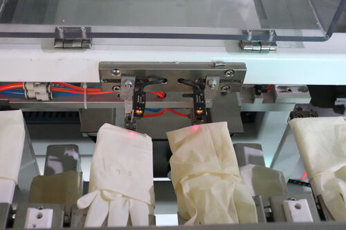 dernières nouvelles de l'entreprise concernant Article de presse: Les besoins croissants de production intérieure alimentent la forte demande russe de machines d'emballage à gants chirurgicaux