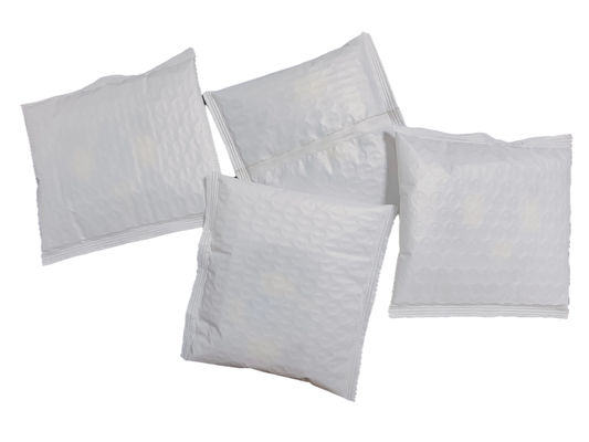 Les briques faites sur commande de riz de la machine de conditionnement des produits 220V bouillonnent film