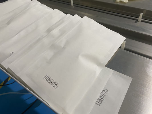 Taille de scellage de sac de l'exactitude ≤±1mm d'emballage de machine à ensacher de côté de haute précision