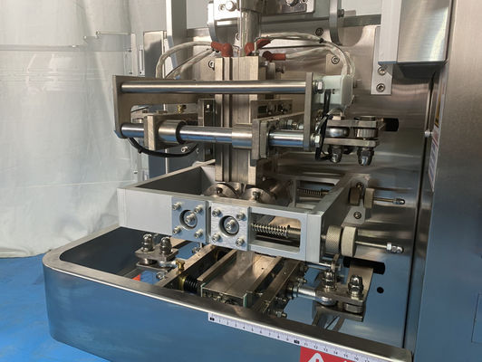 Machine d'emballage liquide à grande vitesse pour boissons 50HZ 60 sacs / min
