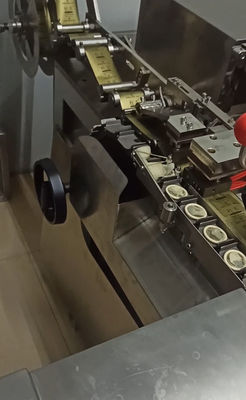 Machine d'emballage de préservatifs en aluminium de petite taille avec système d'inspection